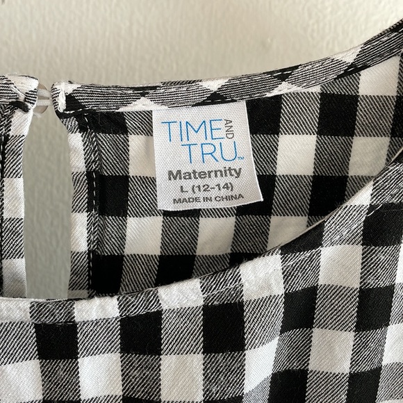 Maternity Blouse. - Picture 2 of 3